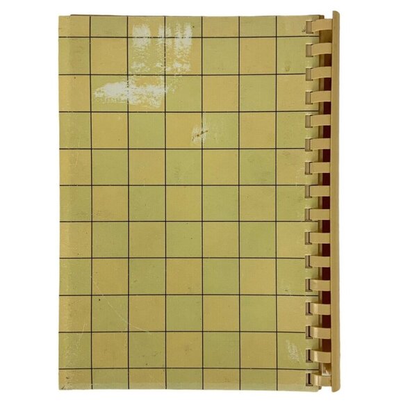 Beaumont Texas Junior League Lagniappe Cookbook First Edition 1982 Spiral Bound - Picture 3 of 15